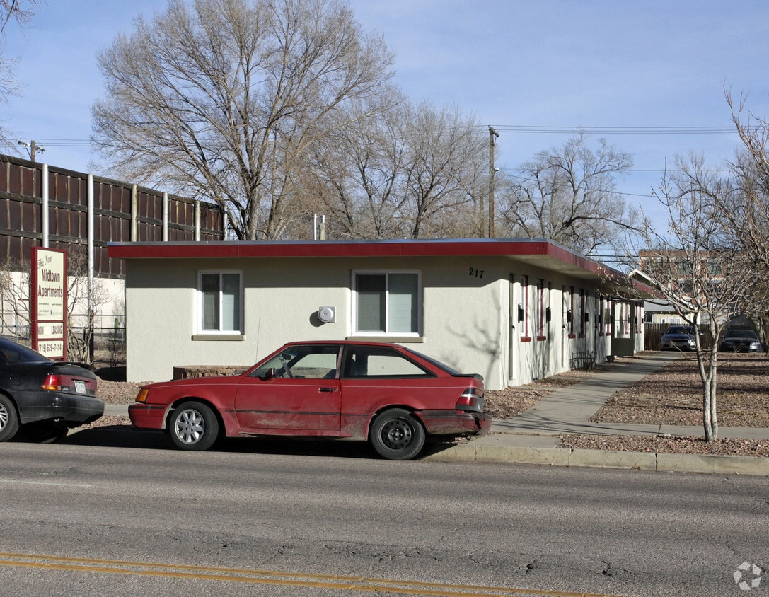 Building Photo - Midtown Apartments