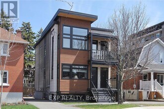 Building Photo - 129-129 Smirle Ave