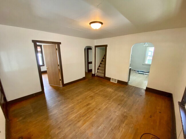 Foto del edificio - 780 Hillview Ave
