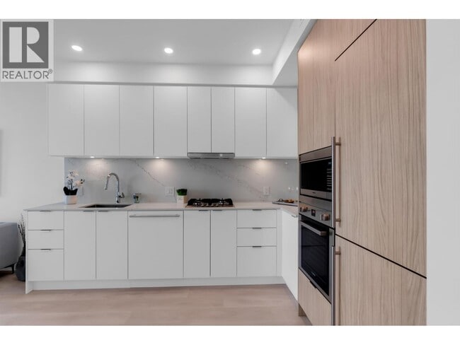 Building Photo - 537 Cottonwood Ave