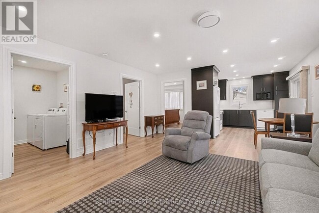 Photo du bâtiment - 833 Champlain St