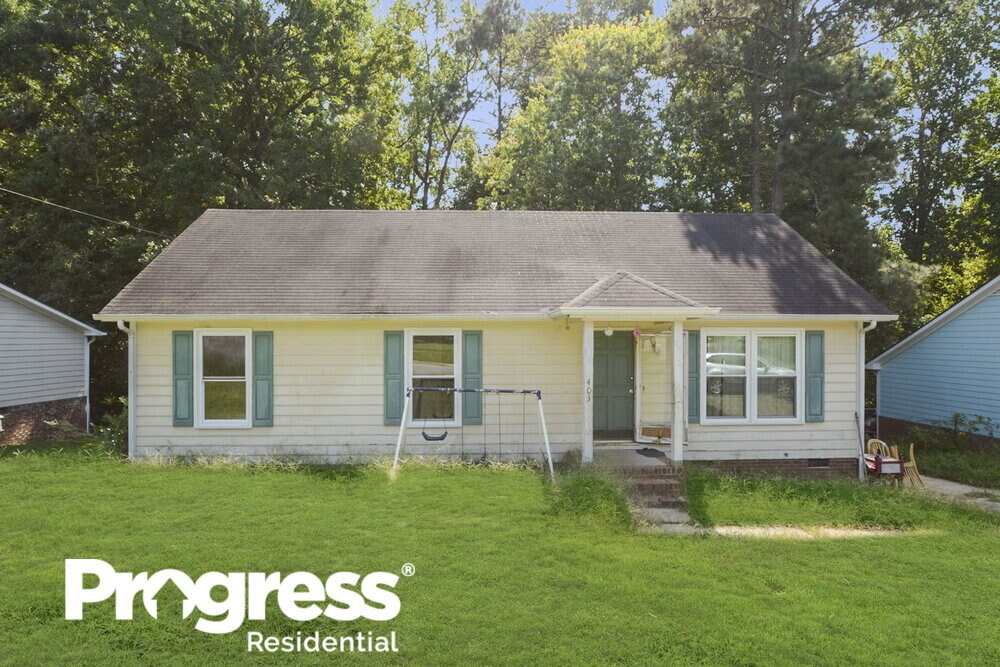 Primary Photo - 403 Durham St