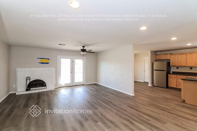 Foto del edificio - 7115 W Carol Ave