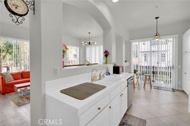 Building Photo - 2850 Ballesteros Ln