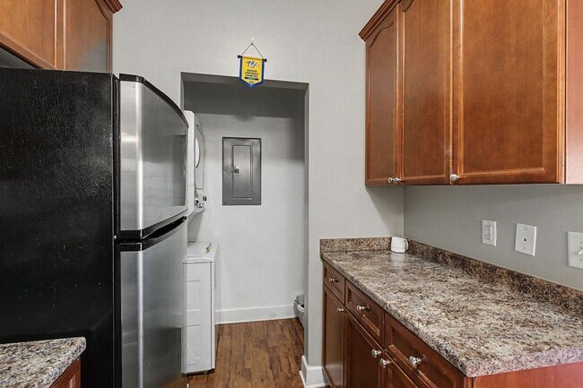 Foto del edificio - 7230 Althorp Way