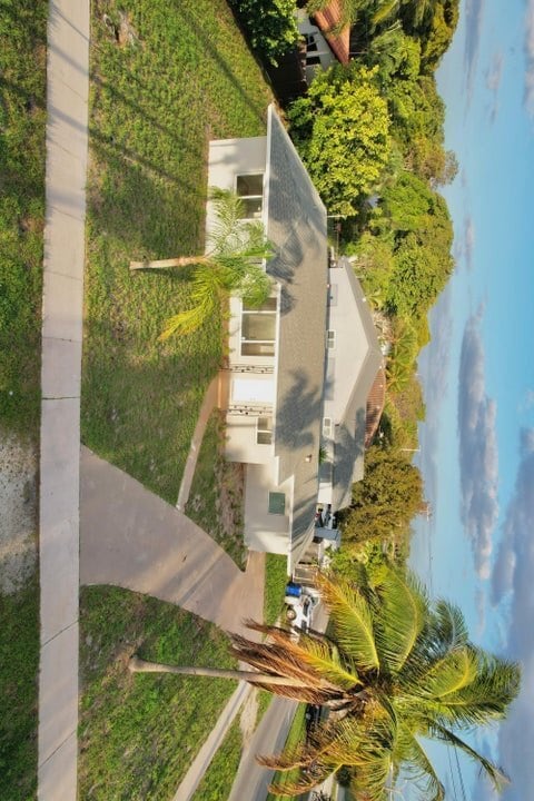 Photo - 231 NE 16th Ave House