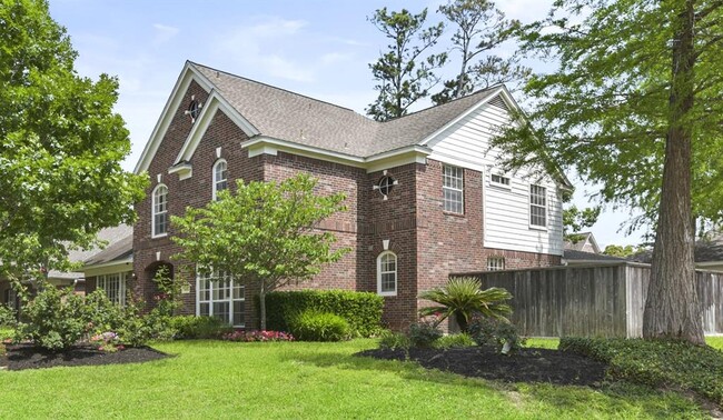 Building Photo - 14902 Rockledge Dr