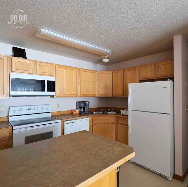 Foto del edificio - Cedar Creek Condo Available Soon!