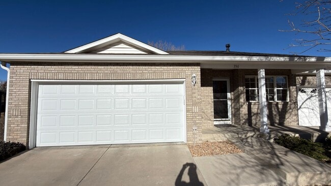 Building Photo - Great Patio Home in Loveland