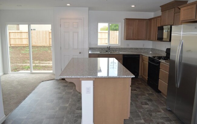 Building Photo - 182 Tamara Ct