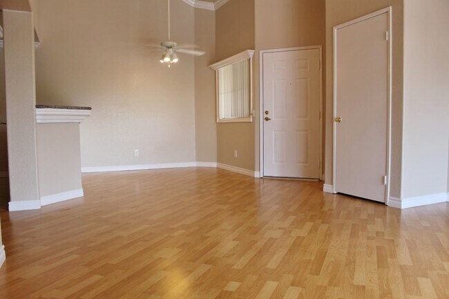 Foto del interior - Alcantara Home Apts