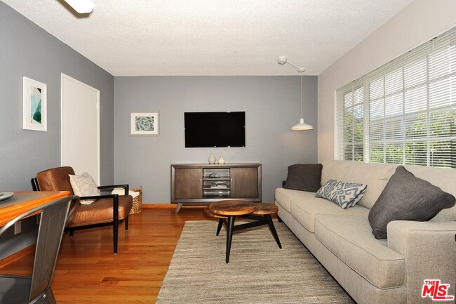 Foto del edificio - 313 Mildred Ave