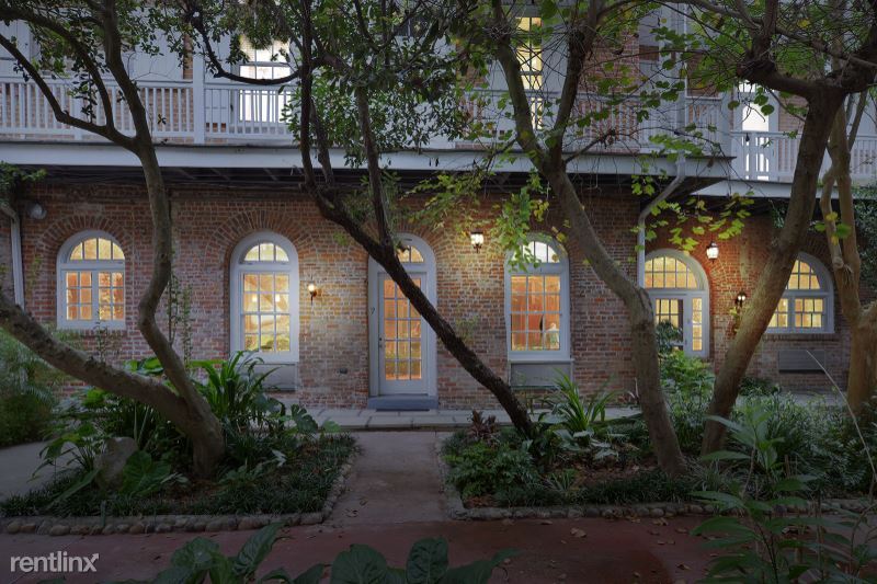 Primary Photo - 1 br, 1 bath Condo - 921 Chartres St