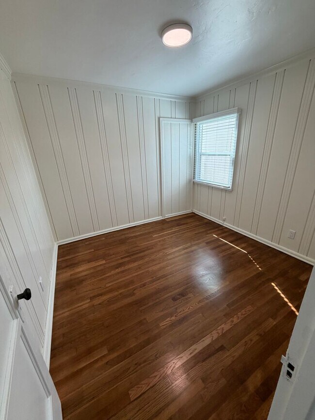 Foto del edificio - 4832-4834 Kansas St