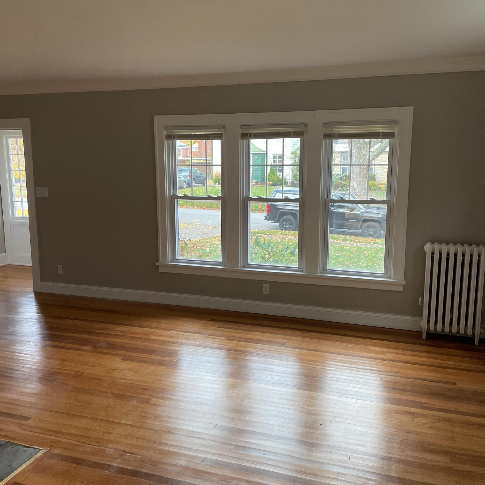 3916 Orchard Rd Cleveland Heights, OH 44121 – photo 3