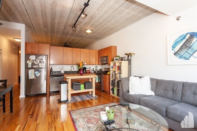 Foto del edificio - Fantastic One Bed Condo with In-Unit Laundry!