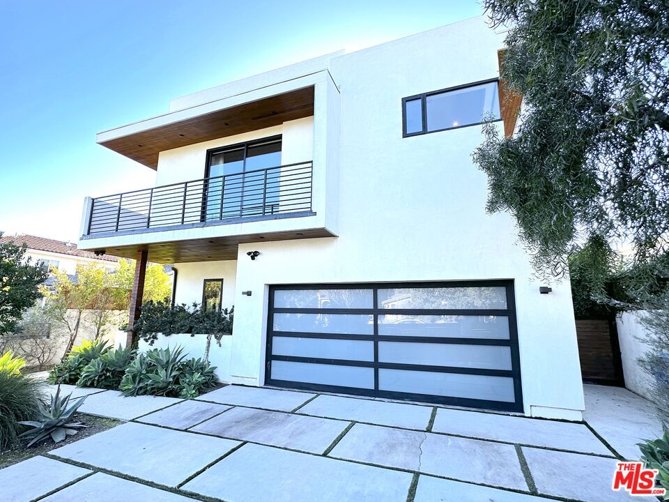 Primary Photo - 2223 Glendon Ave