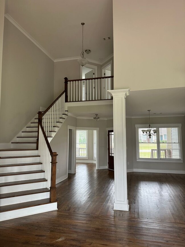 Building Photo - Nice house in Eatonton, close to the lake.