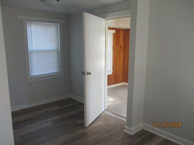 Building Photo - 254 Crowell Dr SW