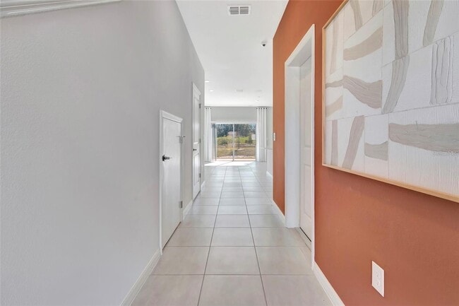 Foto del edificio - 2596 Penguin Blvd