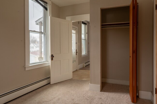 Foto del edificio - 90 Markey St