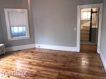 Foto del edificio - 4 br, 1 bath House - 22 Joseph St # 2