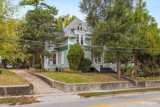 Building Photo - 674 St Charles St