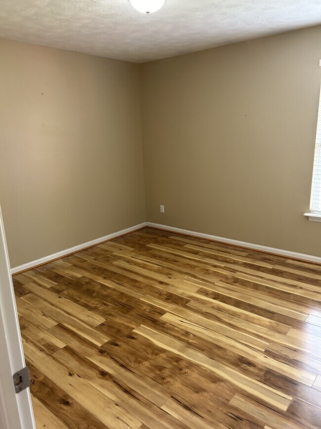 Foto del edificio - 4539 Pinehurst Ave SW