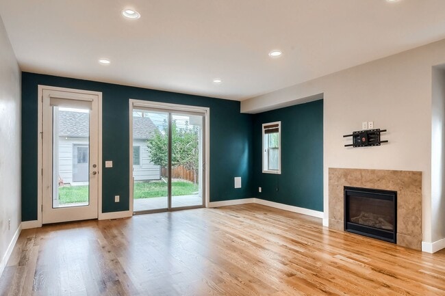 Foto del edificio - 3 Bedroom townhome in Denver