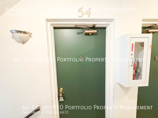 Foto del edificio - 915 S Court St