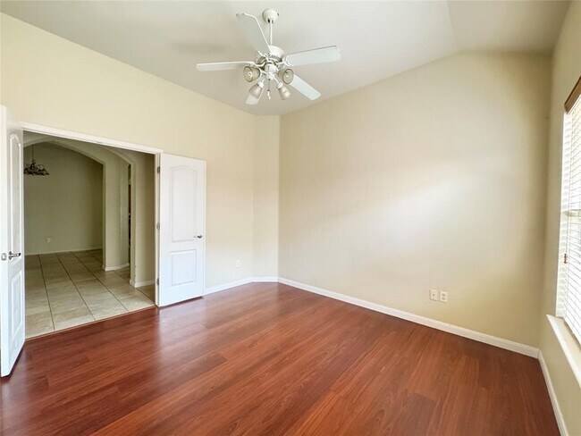 Building Photo - 4109 Hidden View Ct