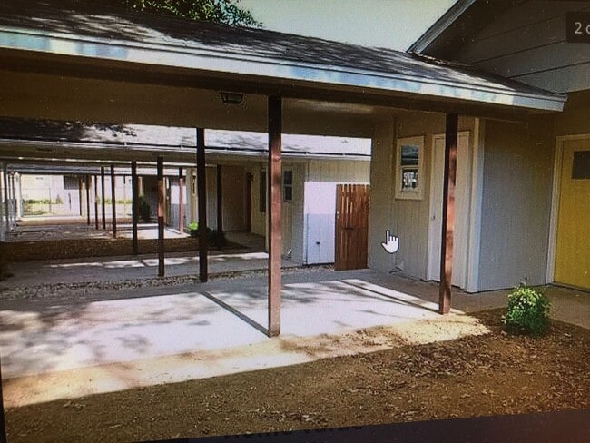 LIVINGSTON2709-11 - LIVINGSTON2709-11 Apartment