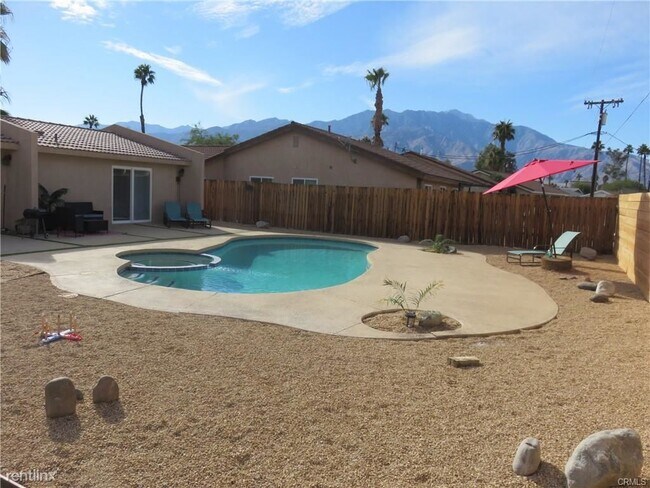 Building Photo - 3 br, 2 bath House - 67670 Medano Rd