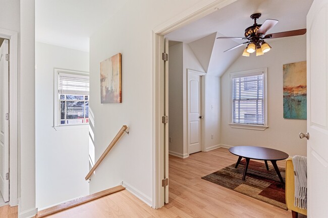 Building Photo - 3310 Harrison Road, Unit Carriage House
