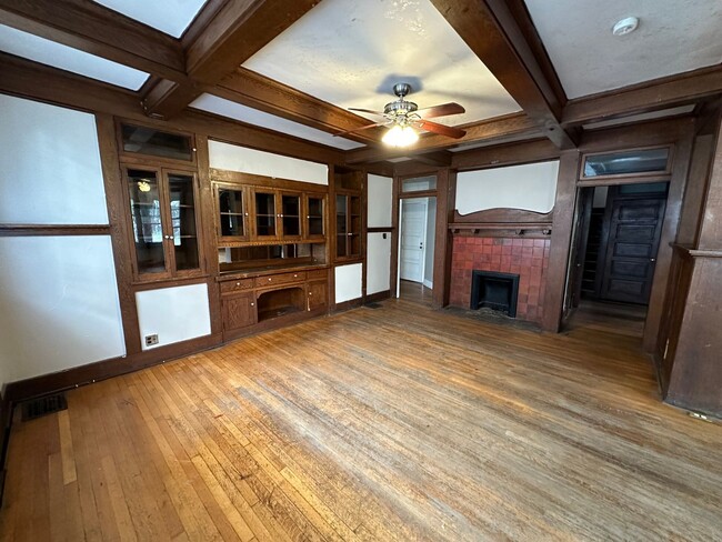 Building Photo - 161 Frambes Ave