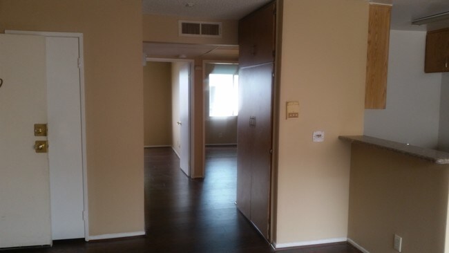 Foto del edificio - 5520 Fulcher Ave