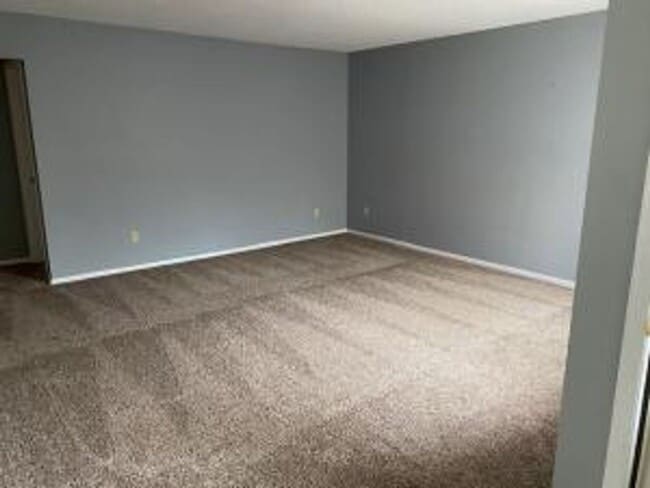 Foto del edificio - 3 Bedroom / 2 Bath Duplex