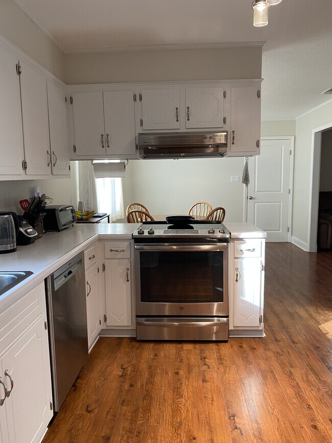 Foto del edificio - 311 Brady St