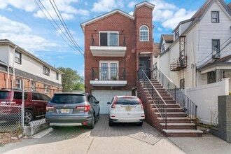 Building Photo - 70 Lembeck Ave