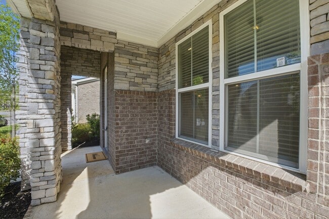 Foto del edificio - 3725 Hoggett Ford Rd