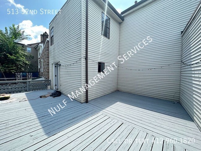 Building Photo - Outdoor-Living Townhouse in the heart of L...