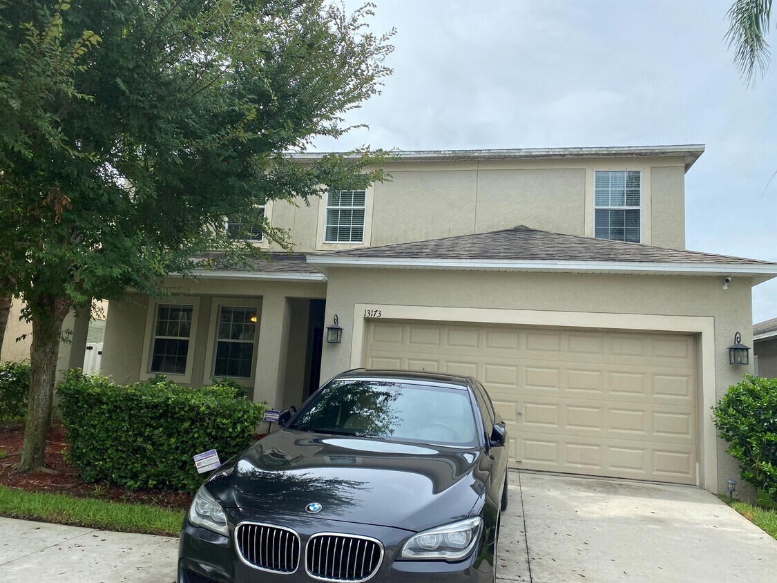Primary Photo - 13173 Royal Pines Ave