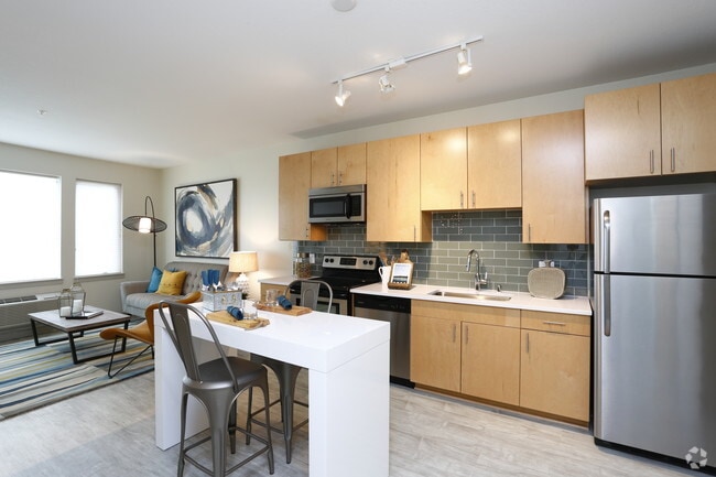 Interior Photo - LoHi Gold