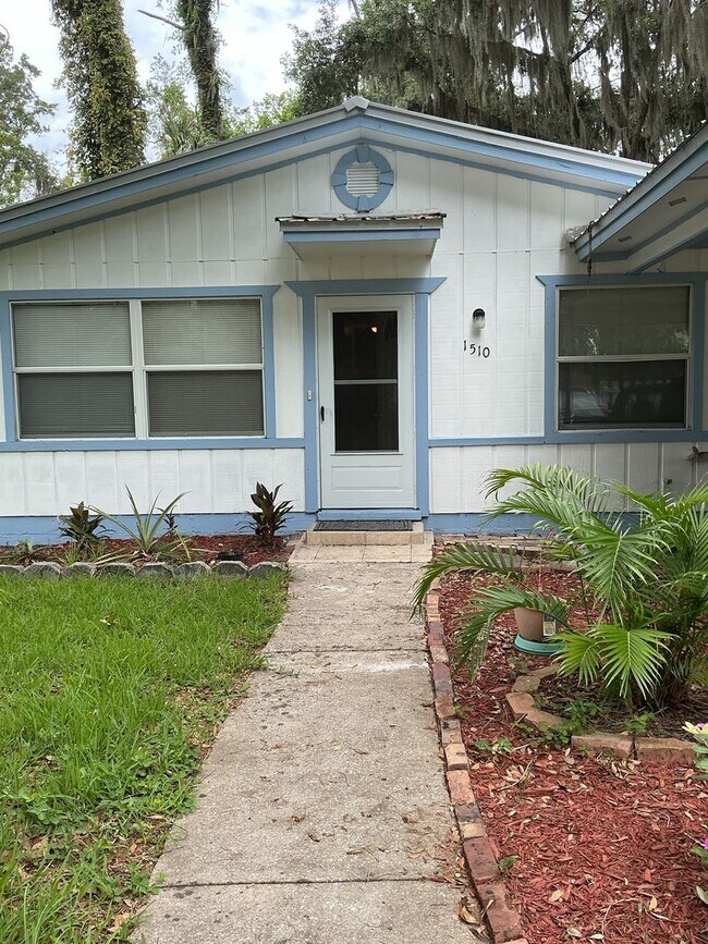 Foto del edificio - 1510 Laurel St