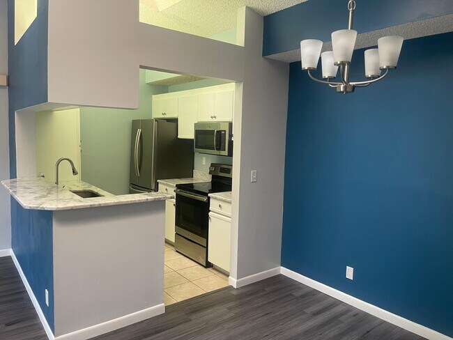 Building Photo - 2504 SE Anchorage Cove
