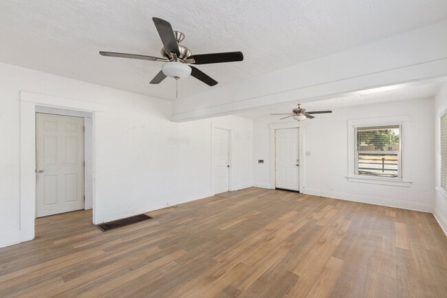 Building Photo - 655 Edgar Ave