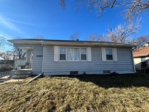 Building Photo - 1020 Parkway Dr