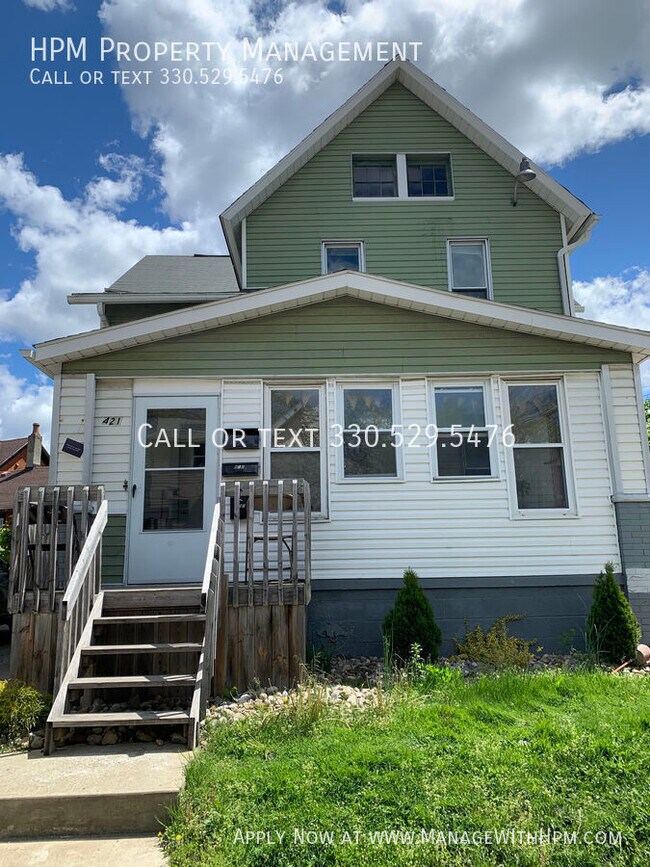 Building Photo - 421 Allyn St