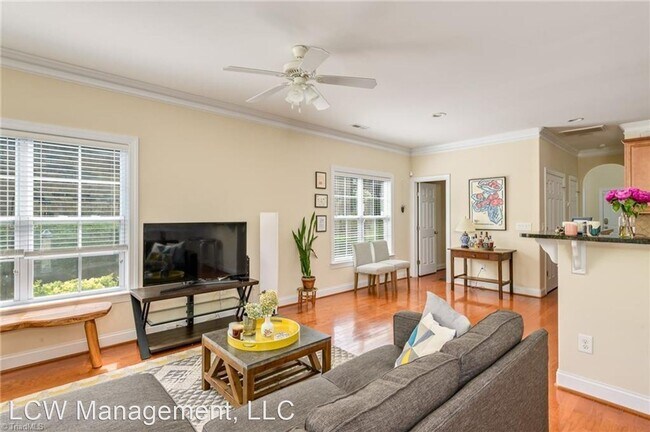Building Photo - 2 br, 2.5 bath House - 4830 Sterling Brook...