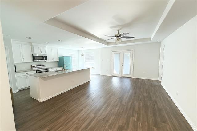 Foto del edificio - 228 Teakwood Dr